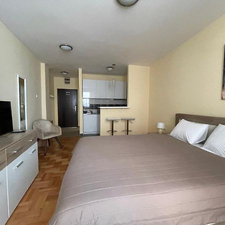 Ni Trident Apartments 2 מראה חיצוני תמונה